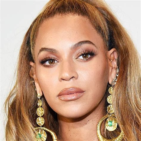 The Foundation Hack Beyonce's Makeup Artist Uses Will Change Your Face ...