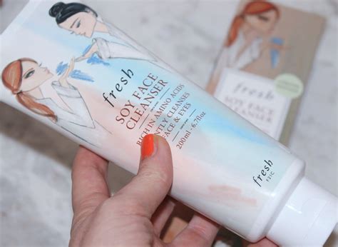 Fresh Soy Face Cleanser Limited Edition Review - Supersize!