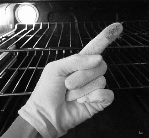 Easy Oven Cleaning Tips | Warners' Stellian Appliance