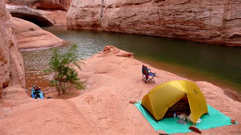 Kayaked 35 miles to find this camp spot in Lake Powell : r/camping