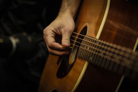 Primer concierto del ciclo de guitarra clásica “Sonidos del Alcázar a la guitarra” – DUPO ...