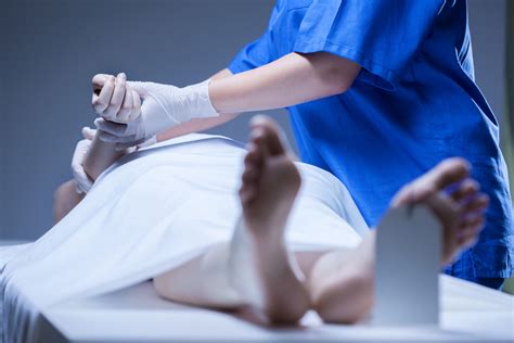 11 Morgue Workers Reveal The Delightfully Weird And Terrible Sh*t They’ve Seen On The Job ...