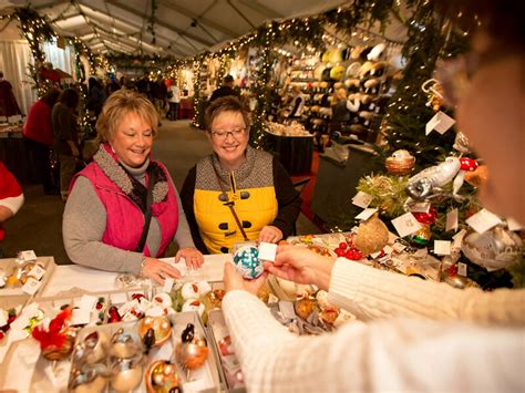 10 Best Christmas Markets in the US to Shop This Holiday Season