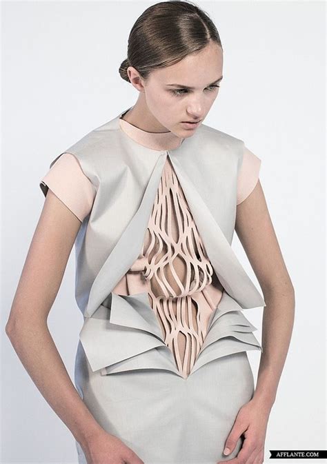 Dis/sect 2013 Fashion Collection // Minette Shuen | Dis/sect reveals the inner beauty and ...