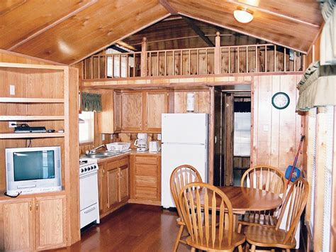 Cabin Rentals | Family Vacation Cabins & Rentals | CampJellystone.com ...