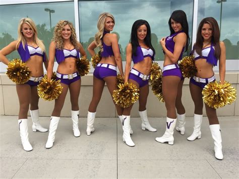 Minnesota Vikings Cheerleader's New "Summer" Uniform