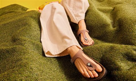 Style Spotlight: BIRKENSTOCK Gizeh