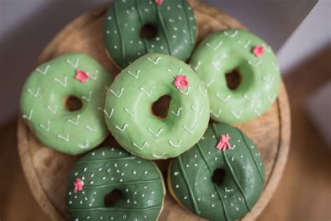 Lama no drama cactus donuts sweet table birthday party. Pink, green and ...
