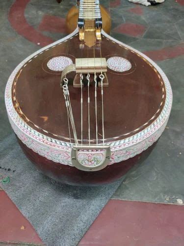 Brown Old Saraswati Veena, For Musical Function, Size: Same Size As Tanjaire at Rs 28500/piece ...