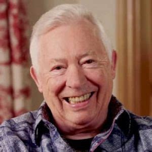 Mike Markkula Apple, Bio, Age, Wife, Steve Jobs, and Net Worth