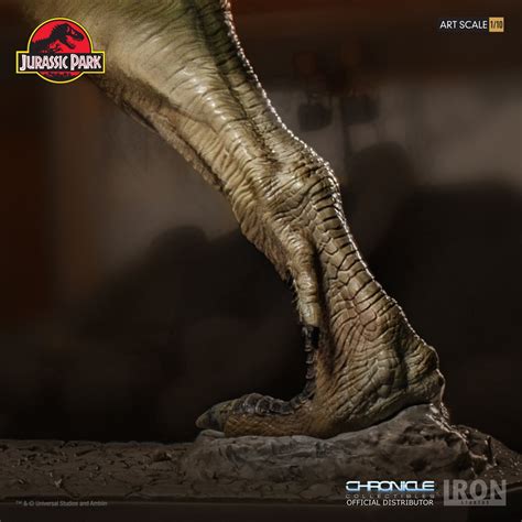 Limited Edition Jurassic Park T-Rex Statue Unveiled - IGN