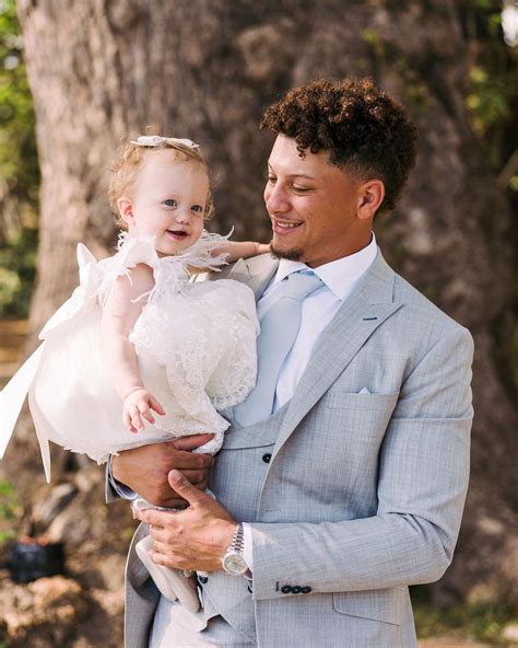 Patrick Mahomes Poses with Daughter Sterling (His Flower Girl!) Day of ...