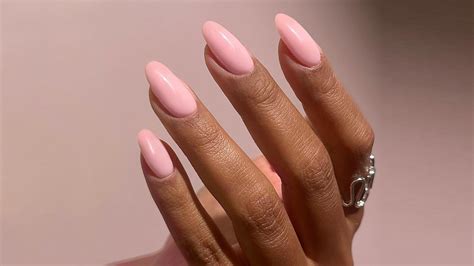 BIAB Nails Explained, From What They Are To How Long They Last | Glamour UK