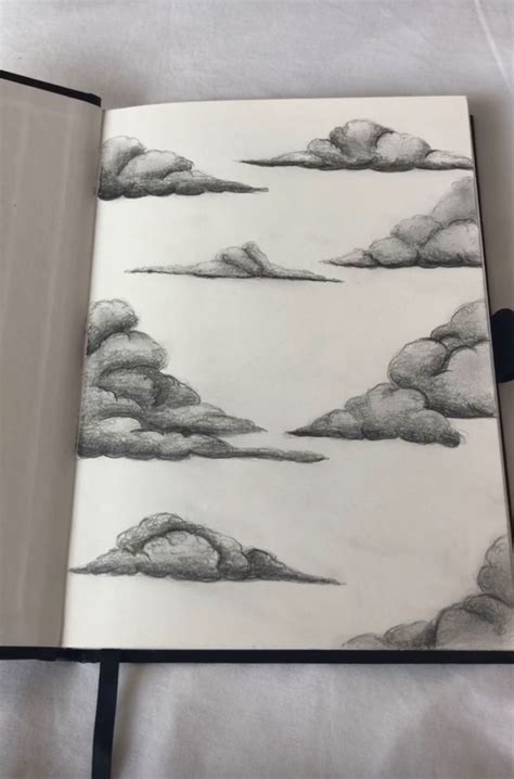 Clouds | Esboços da arte, Ideias para caderno de desenho, Inspiração de arte