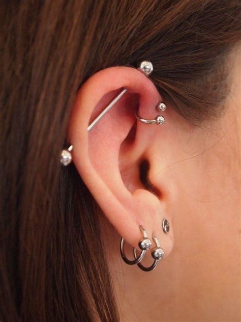 Piercing 2017: quali saranno quelli da avere assolutamente? | Piercing all'orecchio, Piercing ...