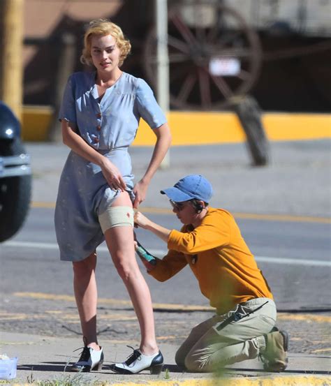 Margot Robbie: On the set of Dreamland -06 | GotCeleb