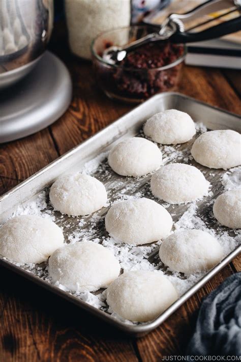 How to Make Mochi with a Stand Mixer (Homemade Mochi) お餅の作り方 | Recipe ...