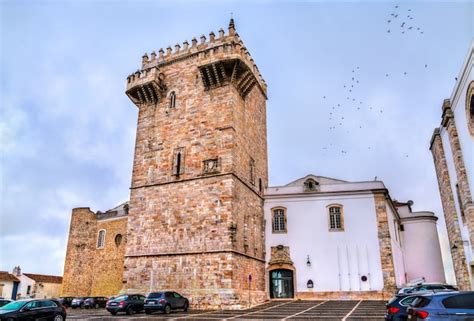 Premium Photo | The castle of estremoz in portugal