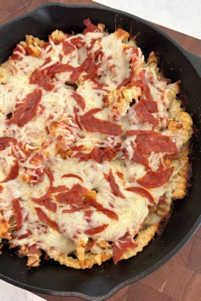 Pizza Fries - RecipeBoy