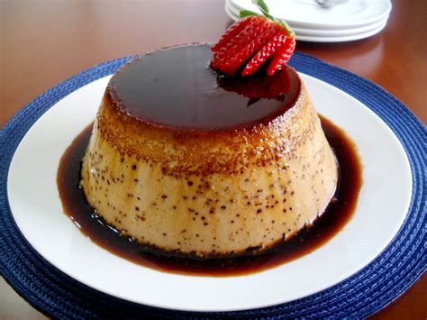 Los Antojos de Clara: Flan de coco