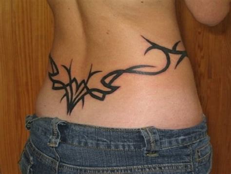 Schmetterling Rücken Tattoo | Tribal tattoos for women, Tribal back ...