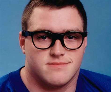 Brandon Burlsworth - Football Players, Family, Childhood - Brandon Burlsworth Biography