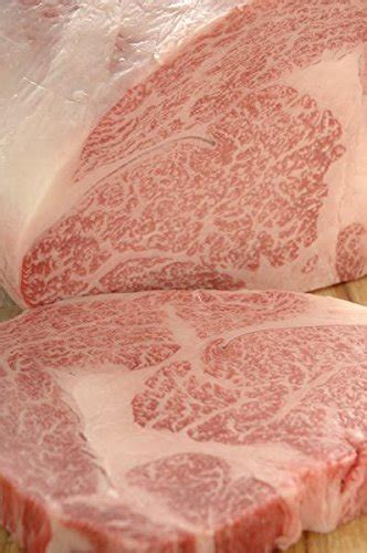 Amazon.com : 100% Japanese Wagyu Beef, A-5 Grade, One 22-24oz Ribeye Steak : Grocery & Gourmet Food