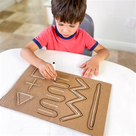 25 Fun Hand-Tracing Activities for Preschoolers - OhMyClassroom.com