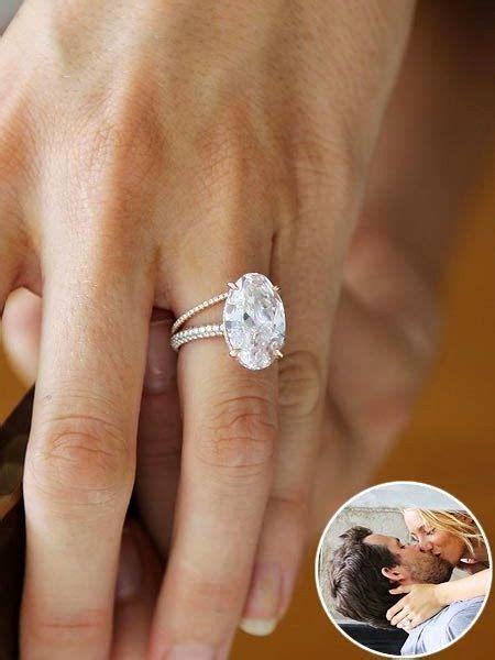 Blake Lively's Pink Engagement Ring