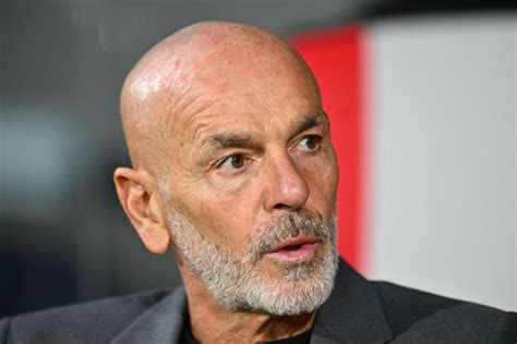 AC Milan Coach Stefano Pioli Considering Switch To 3-5-2 Formation ...