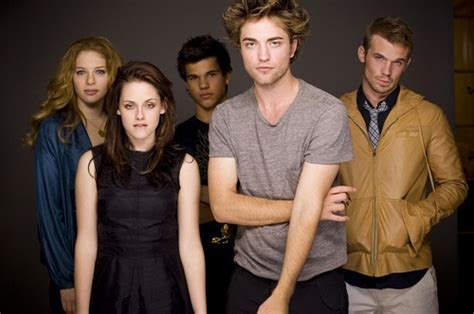 addicted | Twilight cast, Twilight, Twilight saga