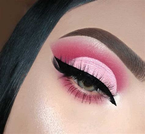 Pink Eyeshadow Looks For All Occasions and Skill Levels