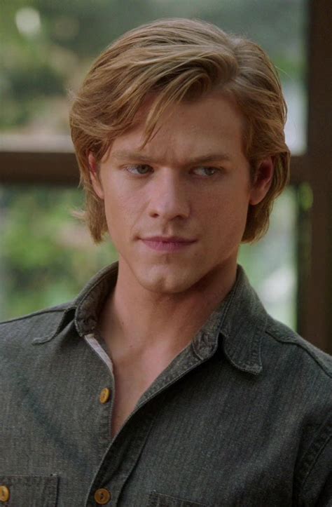 Angus Macgyver, Macgyver 2016, Lucas Till Macgyver, Cusick, Meredith, Brad, Handsome Men, Alex ...