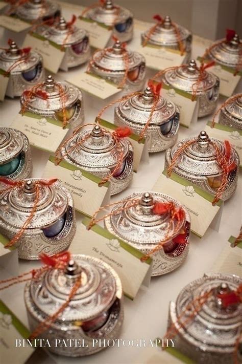 10 Unique Indian Wedding Gifting Ideas That Your Guests Will Love | Wedding gift favors, Indian ...