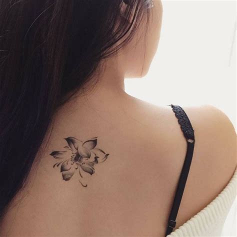 28+ Stunning Upper back small back shoulder tattoos for females image ideas