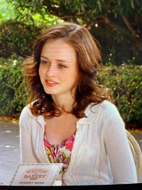 Gilmore Girls Cast, Rory Gilmore, Alexis Bledel, School Girl, Swan ...