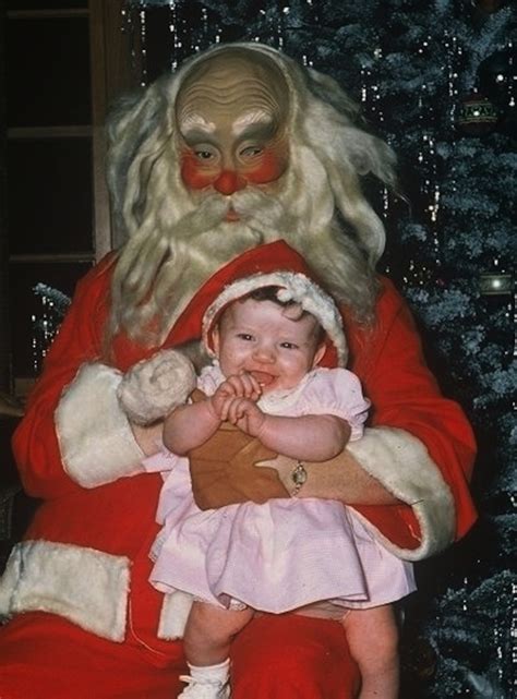 These Creepy Vintage Santa Photos Will Give You Nightmares