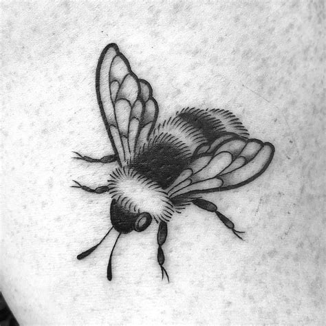 Victoria Bacon on Instagram: "A 🐝 for Bryce. Thank you!" | Insect ...