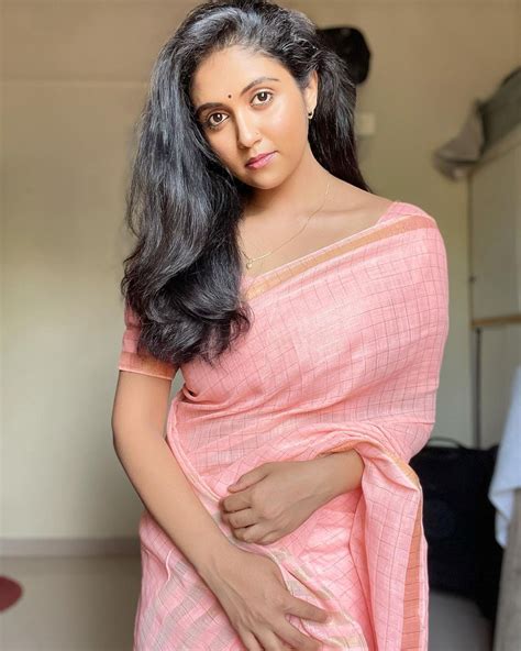 [PHOTOS] 9 captivating clicks of Sairat fame Rinku Rajguru that will make you say 'wow'