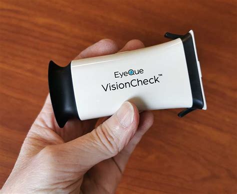 EyeQue VisionCheck review - The Gadgeteer