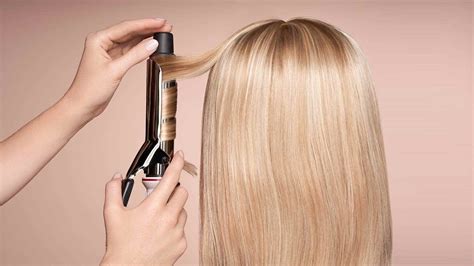 How To Use a Curling Iron or Wand For Perfect Curls - L’Oréal Paris