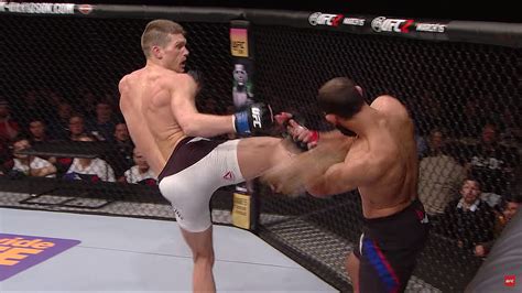 Watch Every Knockout of Stephen 'Wonderboy' Thompson's UFC Career ...