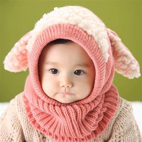 Cagoule enfant tricoté avec oreille de lapin • Enfant World