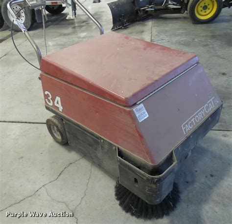 RPS Factory Cat sweeper in Tipton, MO | Item DG2144 sold | Purple Wave