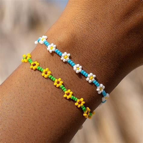Sunflower Seed Bead Bracelet | Beaded bracelets, Seed bead bracelets ...