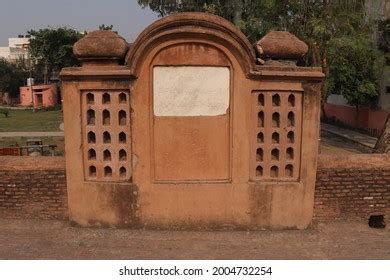 Tomb Ibrahim Lodhi Panipat Haryana India Stock Photo 2004732254 ...