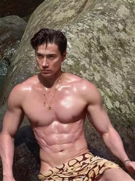 Unbelievable! Male model goes viral for looking 20 at the age of 56 ...