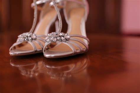 Besplatna slika: nakit, kristal, sandale, cipele, peta, obuća, cipela, modni, sija, elegantan