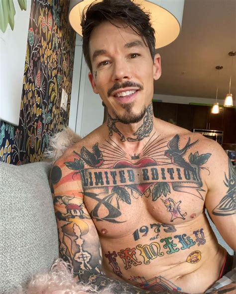 What tattoos does David Bromstad have? | The US Sun