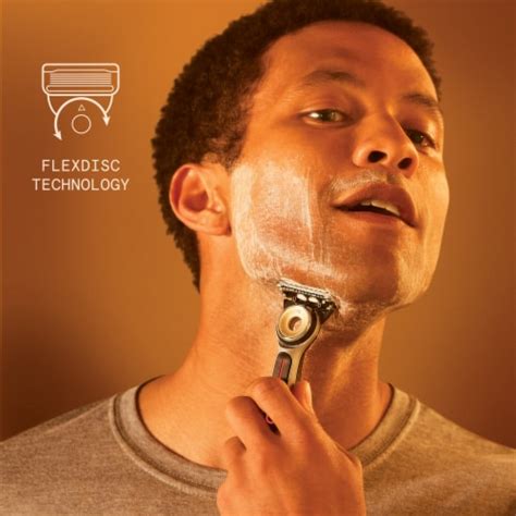 Gillette Labs® Heated Shaving Razor for Men, 1 ct - Harris Teeter